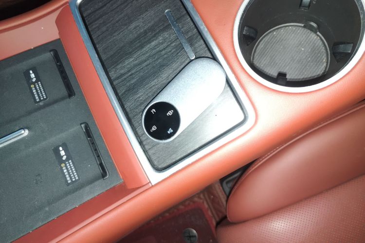 鸿蒙智行 智界R7 2024款 纯电 802km Max中控内饰7001