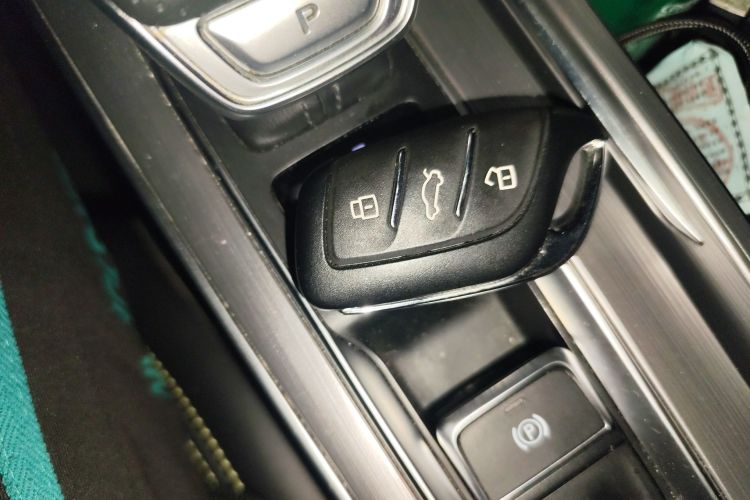 荣威RX5 2020款 PLUS 300TGI 自动Ali国潮旗舰版中控内饰11