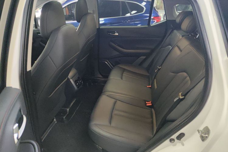 广汽传祺 传祺GS4 2020款 270T 自动智联科技版中控内饰7004