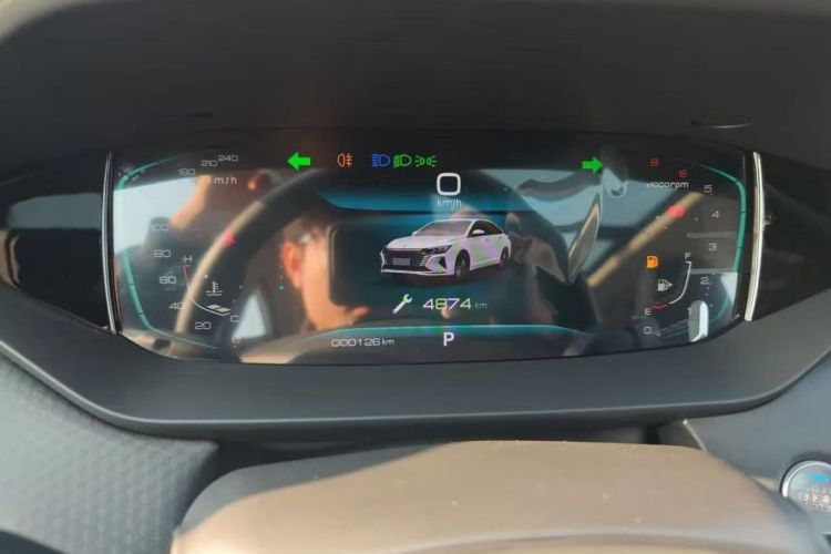 东风风神 奕炫MAX 2023款 1.5T 超能型爸版局部细节14