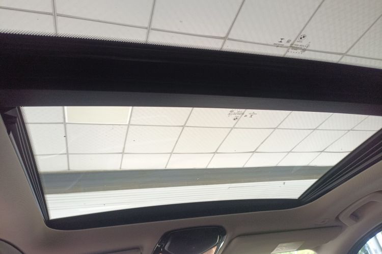 宝马3系 2020款 改款 325Li M运动套装中控内饰22