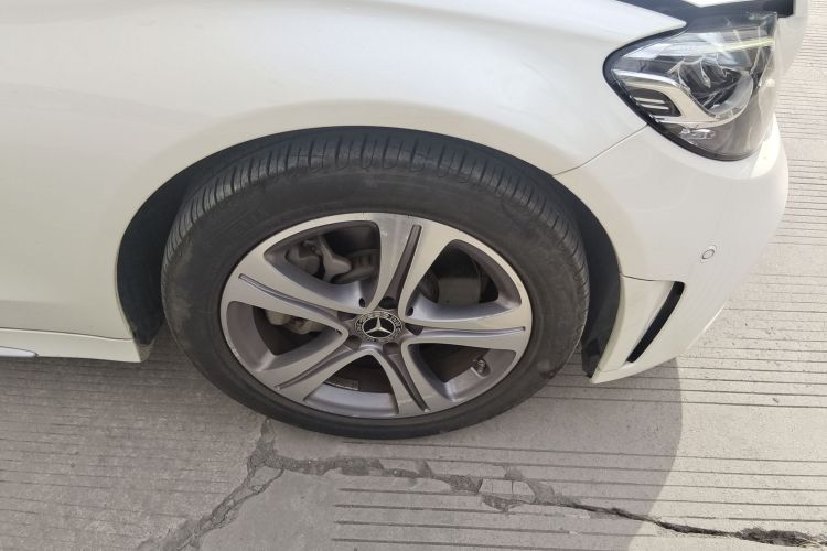 奔驰C级 2020款 C 260 L 运动版车身外观6007