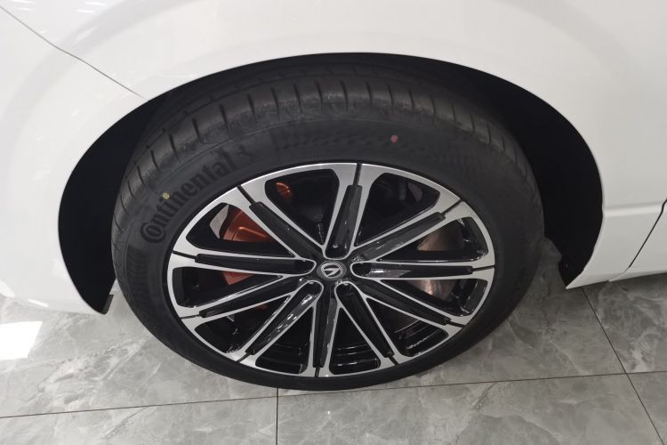 长安UNI-K 智电iDD 2024款 智电iDD 1.5T 135km智领型车身外观6007