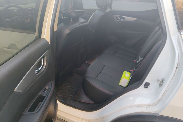 日产 逍客 2021款 2.0L CVT豪华版中控内饰21