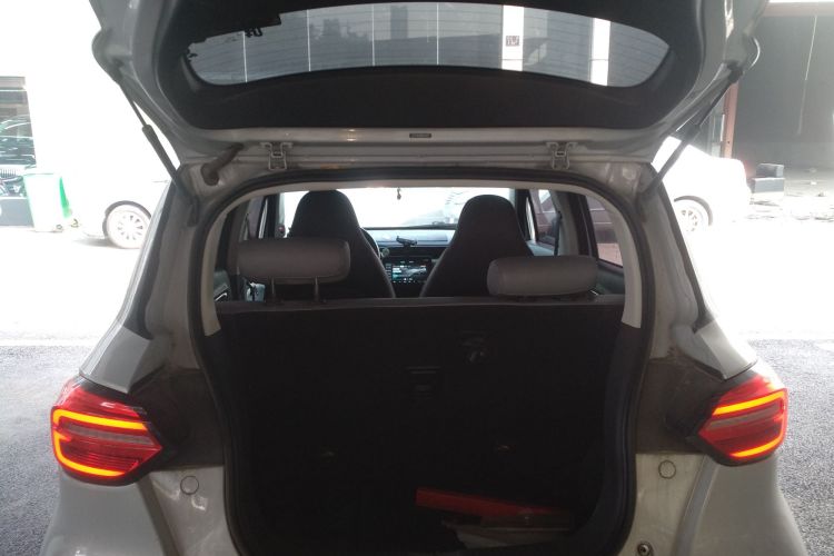 零跑汽车 零跑T03 2022款 星钻版局部细节23