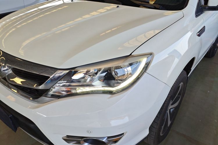 比亚迪S7 2016款 2.0T 自动尊贵型Plus局部细节36