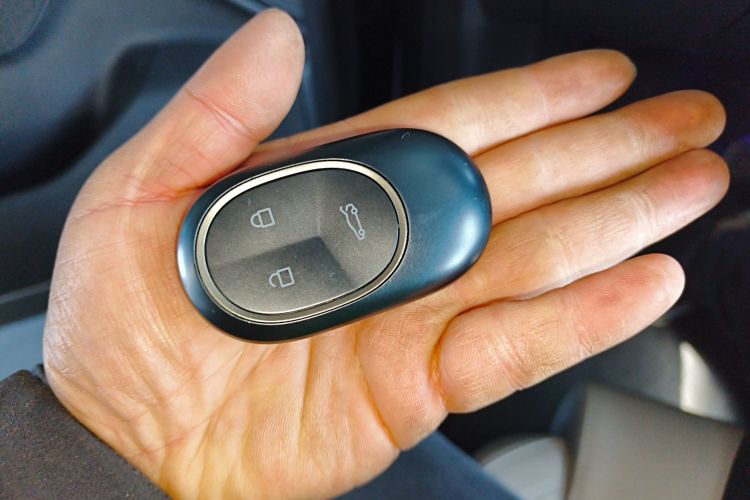 蔚来ES6 2024款 75kWh中控内饰7001