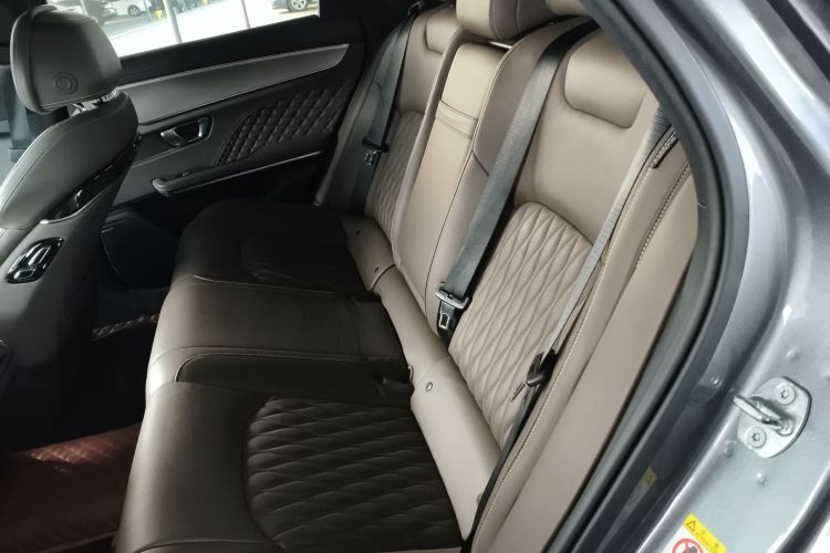 比亚迪 汉 2022款 DM-i 121KM 尊荣型中控内饰21