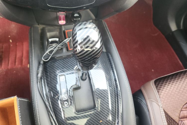 日产 奇骏 2021款 2.0L CVT 2WD XL ITS智联舒适版中控内饰18