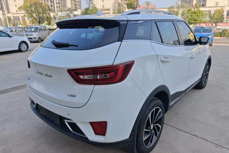 众泰T300 2017款 1.5T CVT尊享型车身外观7