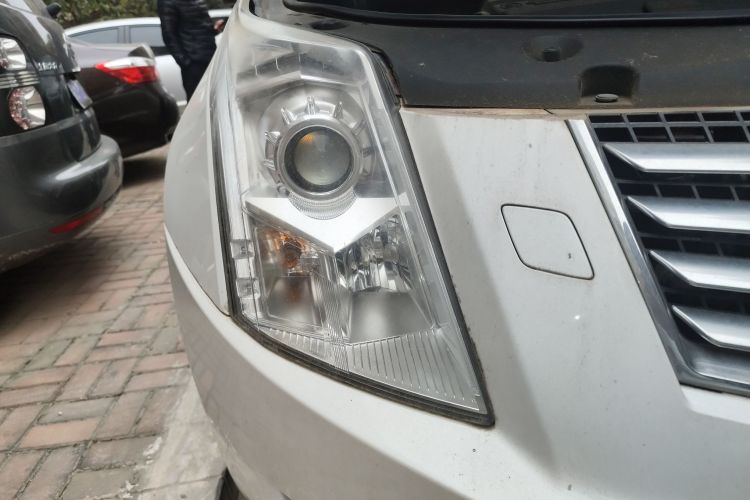 凯迪拉克SRX 2013款 3.0L 精英型车身外观6006