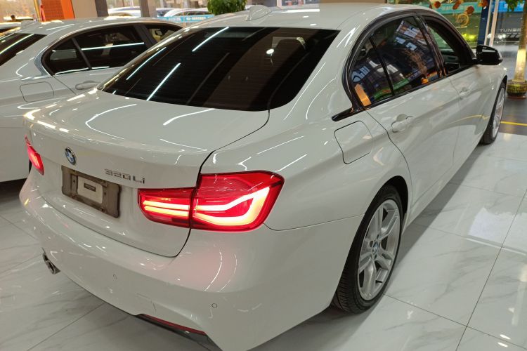 宝马3系 2018款 320Li 领先型M运动套装车身外观6005