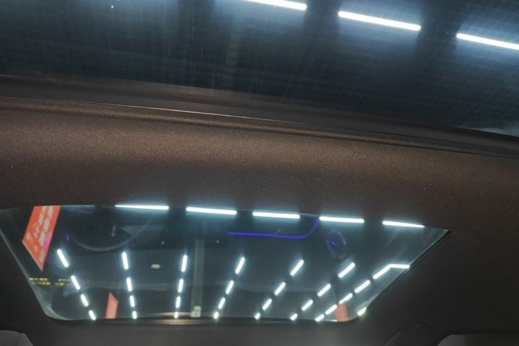 奔驰GLB 2023款 GLB 220 动感型局部细节22