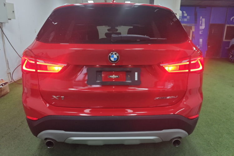 宝马X1 2019款 xDrive20Li 尊享型车身外观6004