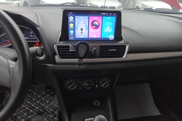 马自达3 昂克赛拉 2016款 三厢 1.5L 自动舒适型中控内饰16