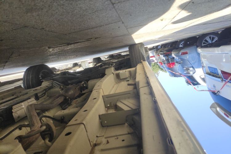 野马汽车 斯派卡 2022款 1.5L CVT豪华型局部细节9002