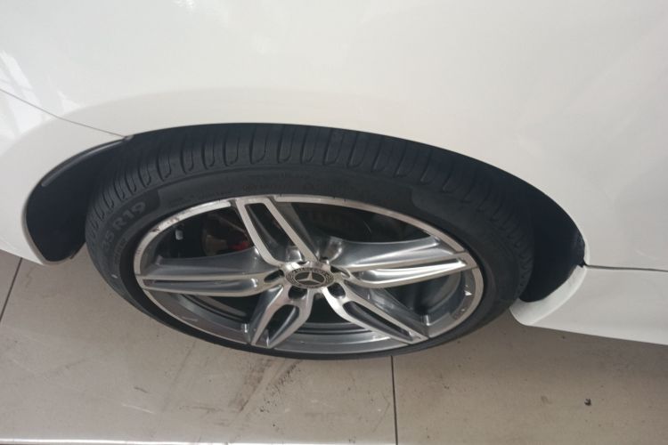 奔驰E级(进口) 2020款 E 260 轿跑车车身外观56