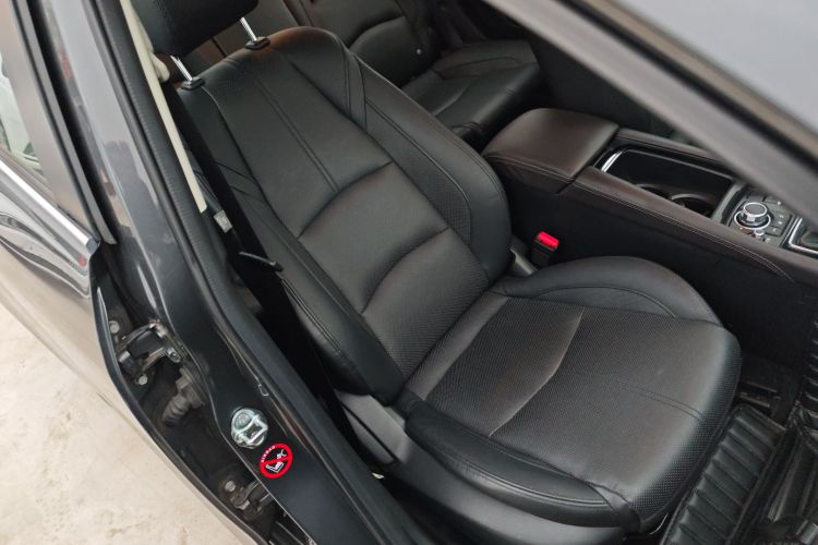 马自达3 昂克赛拉 2017款 三厢 2.0L 自动旗舰型 国V局部细节41