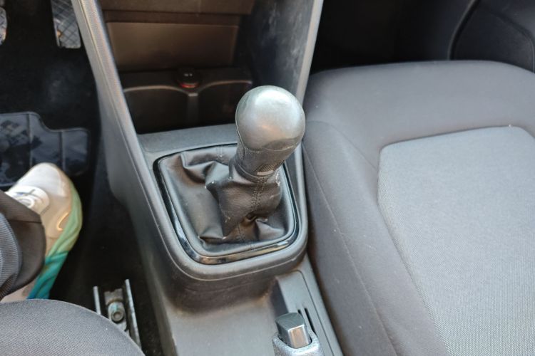 大众 捷达 2015款 质惠版 1.6L 手动时尚型局部细节18