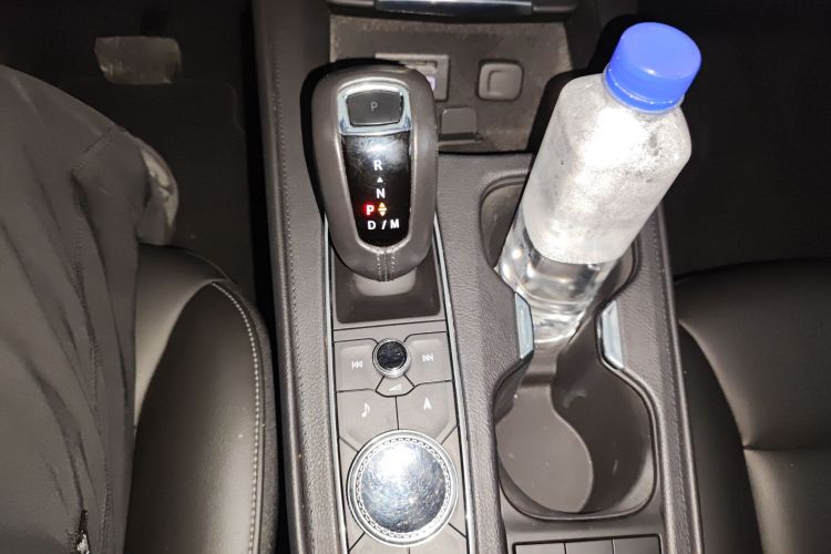 凯迪拉克XT4 2018款 28T 两驱领先型局部细节18