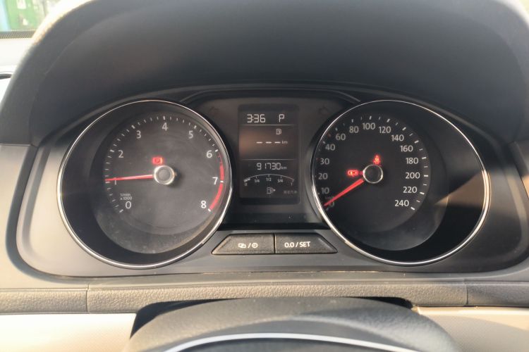 大众 朗逸 2015款 1.6L 自动舒适版中控内饰14