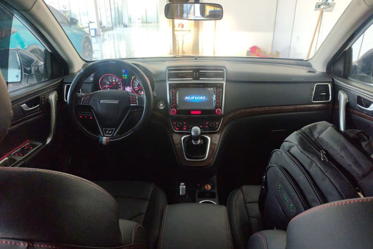 哈弗H6 2015款 改款 运动版 1.5T 手动两驱精英型中控内饰7002