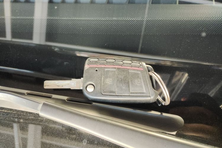 斯柯达 明锐 2017款 1.6L 自动智行版中控内饰11