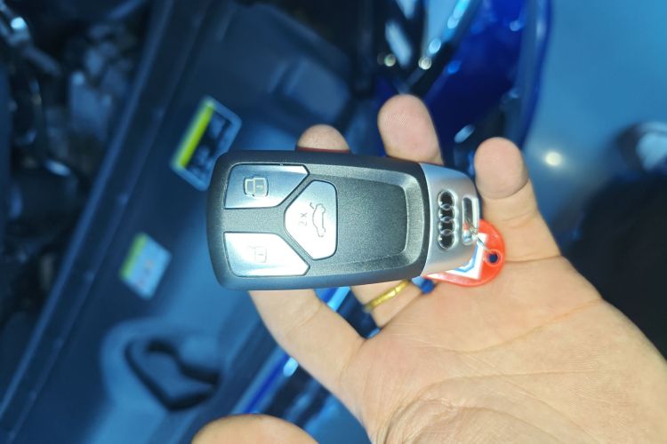 奥迪A4L 2020款 40 TFSI 豪华动感型中控内饰11