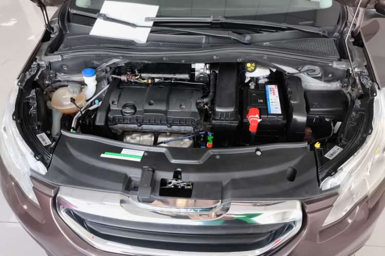 标致2008 2014款 1.6L 手动潮流版局部细节24