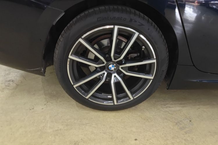 宝马3系 2022款 325Li M运动套装车身外观6008