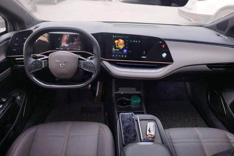 红旗EH7 2025款 600 智选版中控内饰7002