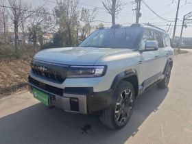 方程豹 豹8 2025款 智勇旗舰版 7座