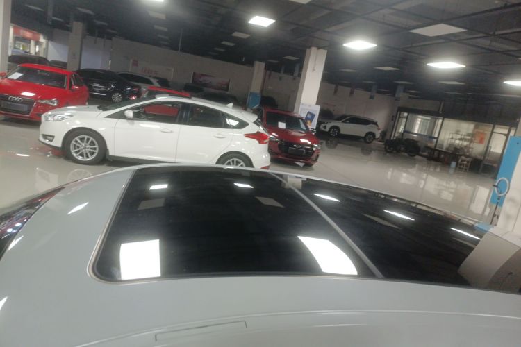 宝马3系GT 2013款 320i 领先型局部细节57