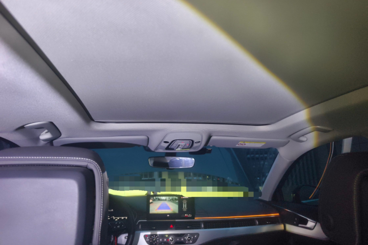 奥迪A4L 2020款 40 TFSI 时尚动感型中控内饰22