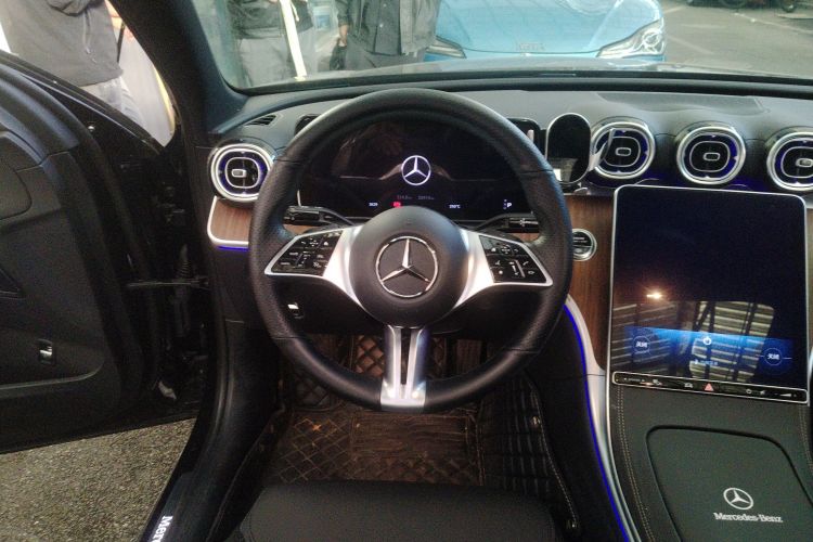 奔驰C级 2024款 改款三 C 260 L中控内饰13