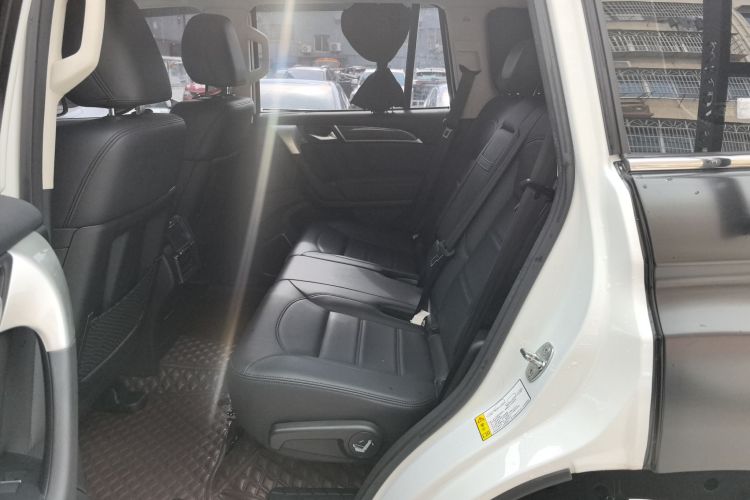 哈弗H9 2022款 2.0T 汽油四驱精英型 5座中控内饰21