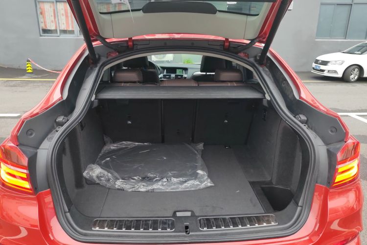 宝马X4 2016款 xDrive20i M运动型局部细节23