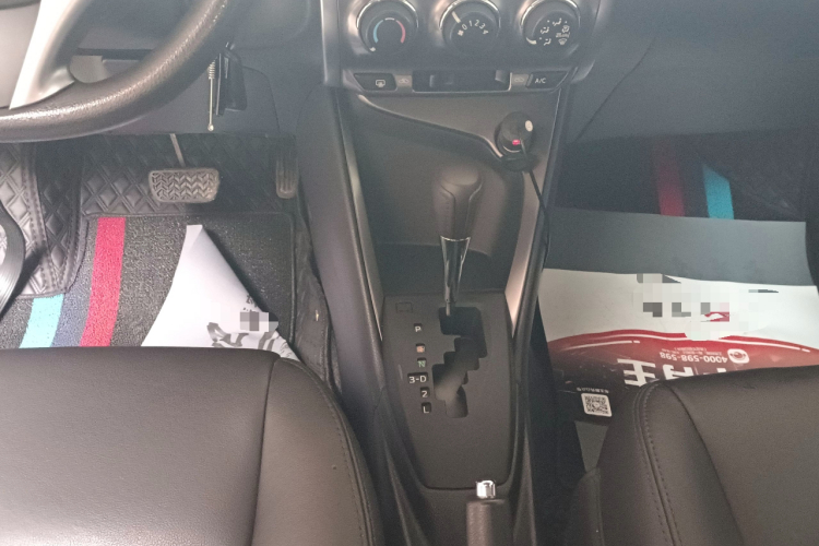 丰田 YARiS L 致炫 2015款 1.5E 自动魅动版局部细节18