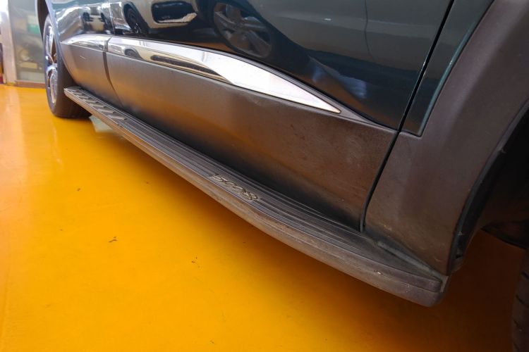 标致5008 2017款 380THP 7座精英版局部细节9001