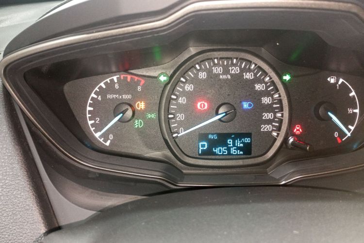 福特 福睿斯 2015款 1.5L 自动舒适型局部细节14