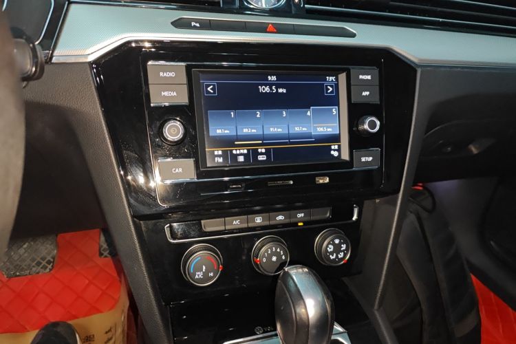 大众 迈腾 2017款 280TSI DSG 领先型中控内饰16