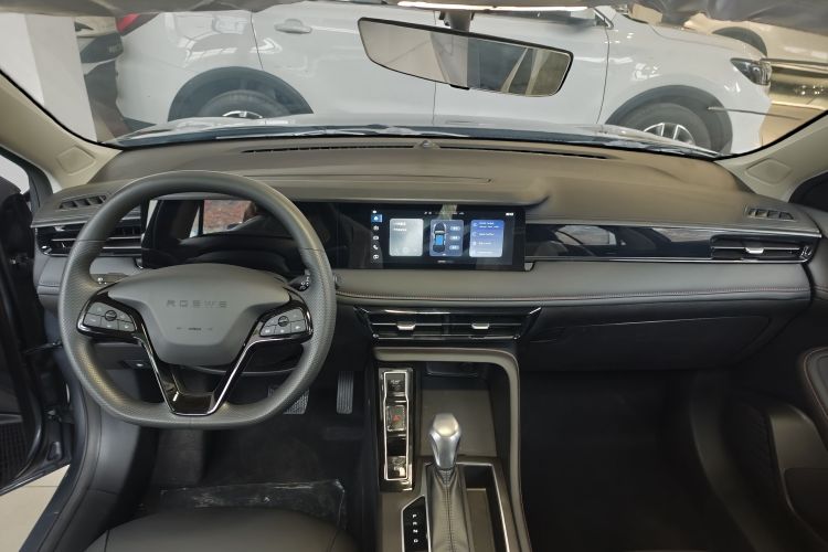 荣威i5 2023款 1.5L CVT豪华版中控内饰12