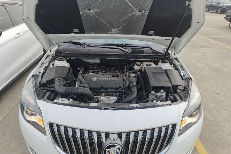 别克 君威 2015款 1.6T 精英技术型局部细节24