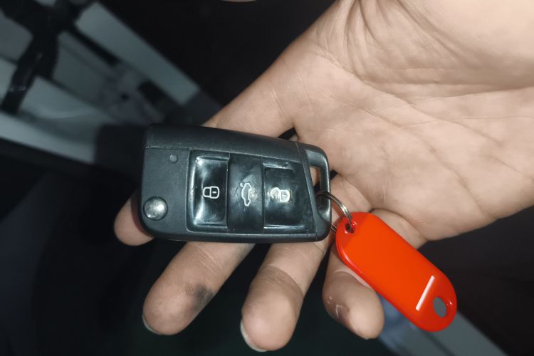 大众 高尔夫 2016款 1.6L 手动时尚型中控内饰7001