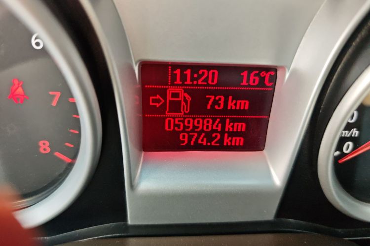 福特 福克斯 2013款 两厢经典 1.8L 自动时尚型中控内饰15