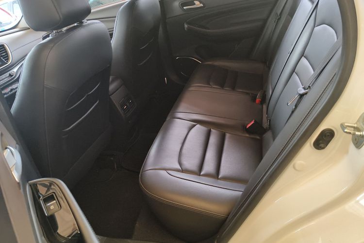 广汽传祺 传祺GA4 2018款 150N 自动豪华版中控内饰21