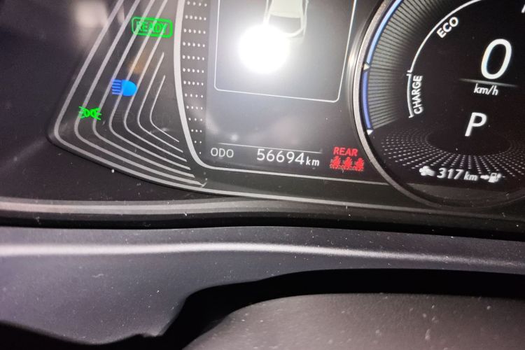 雷克萨斯UX新能源 2020款 300e 纯·悦版中控内饰15