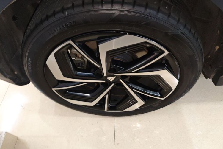 深蓝汽车 深蓝S07 2024款 215Max 乾崑智驾ADS SE增程版车身外观6008