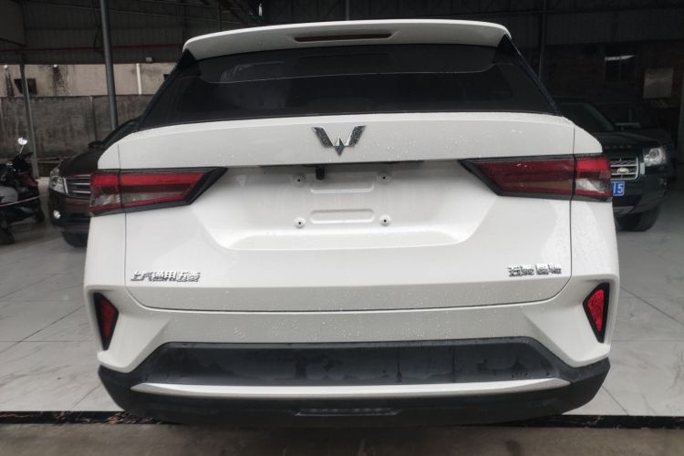 五菱汽车 五菱星驰 2023款 1.5L CVT畅爽型车身外观6004