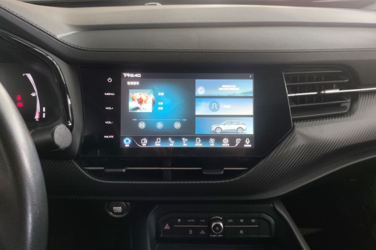 哈弗F7x 2019款 2.0T 两驱极智潮玩版中控内饰16